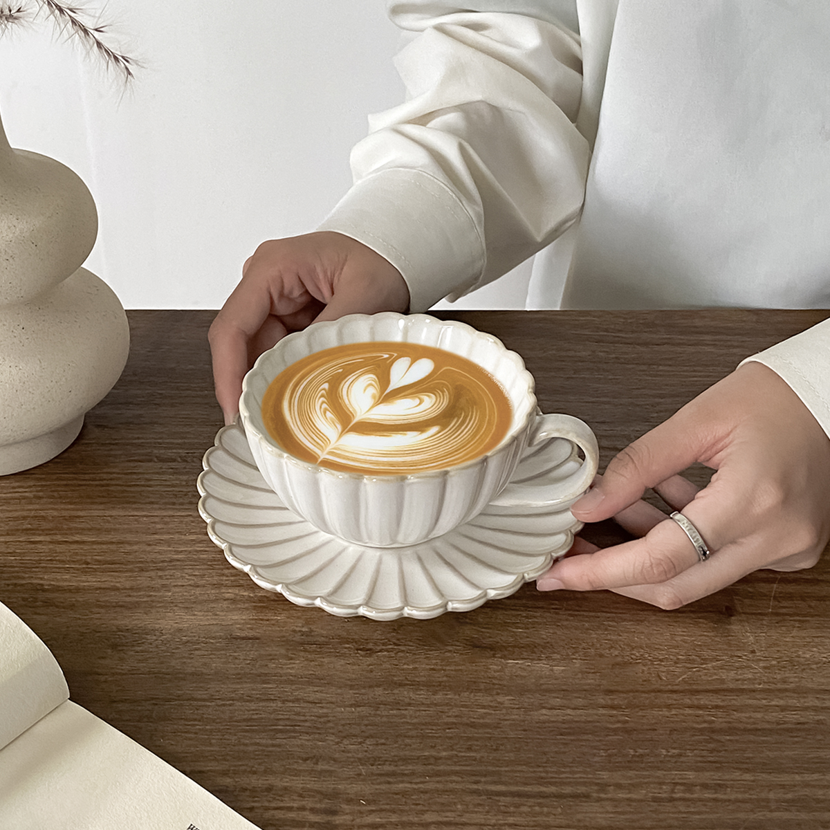 Coffee Tea Garden - 1 Set of Ceramic Japanese-Style Cups